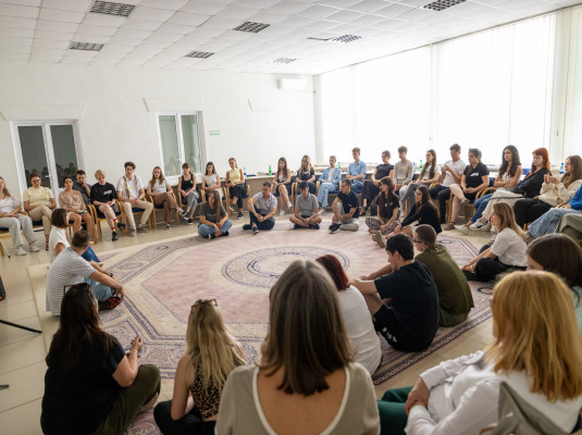 Stagiarii în serviciul public au participat la un program intensiv de formare